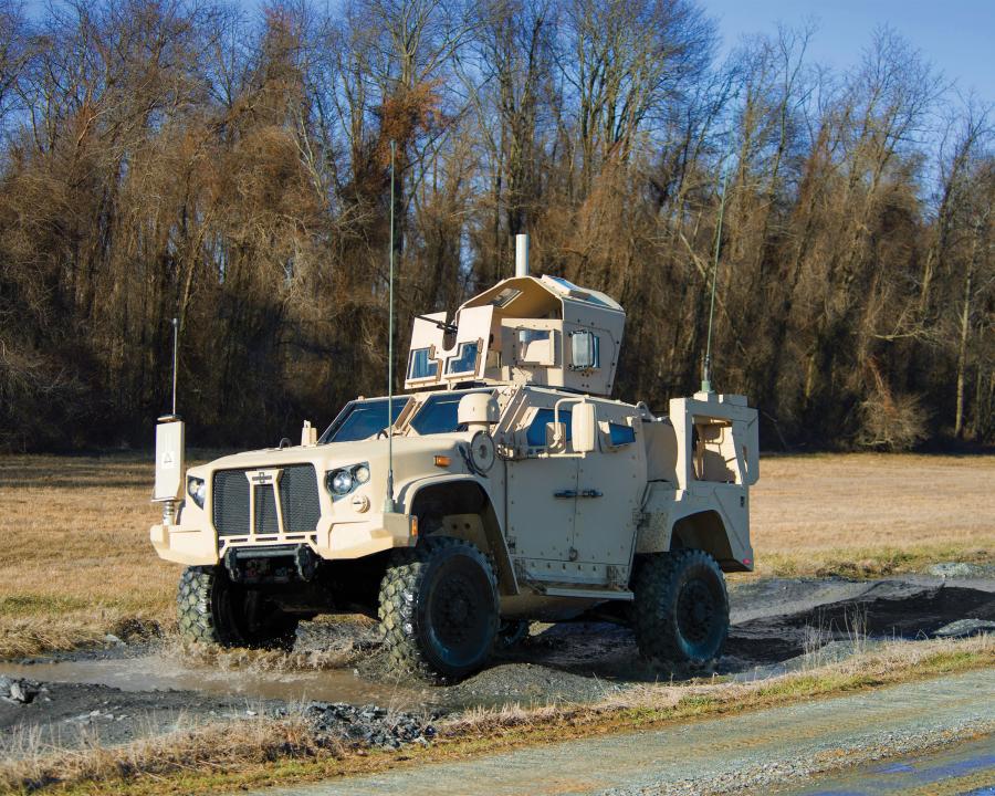  Oshkosh L-ATV 2016 года  (фото 9 из 12)